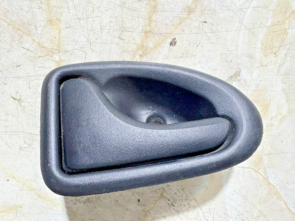 IVECO Daily 06/2005-03/2012 Front RH Offside Interior Door Handle 7700830078