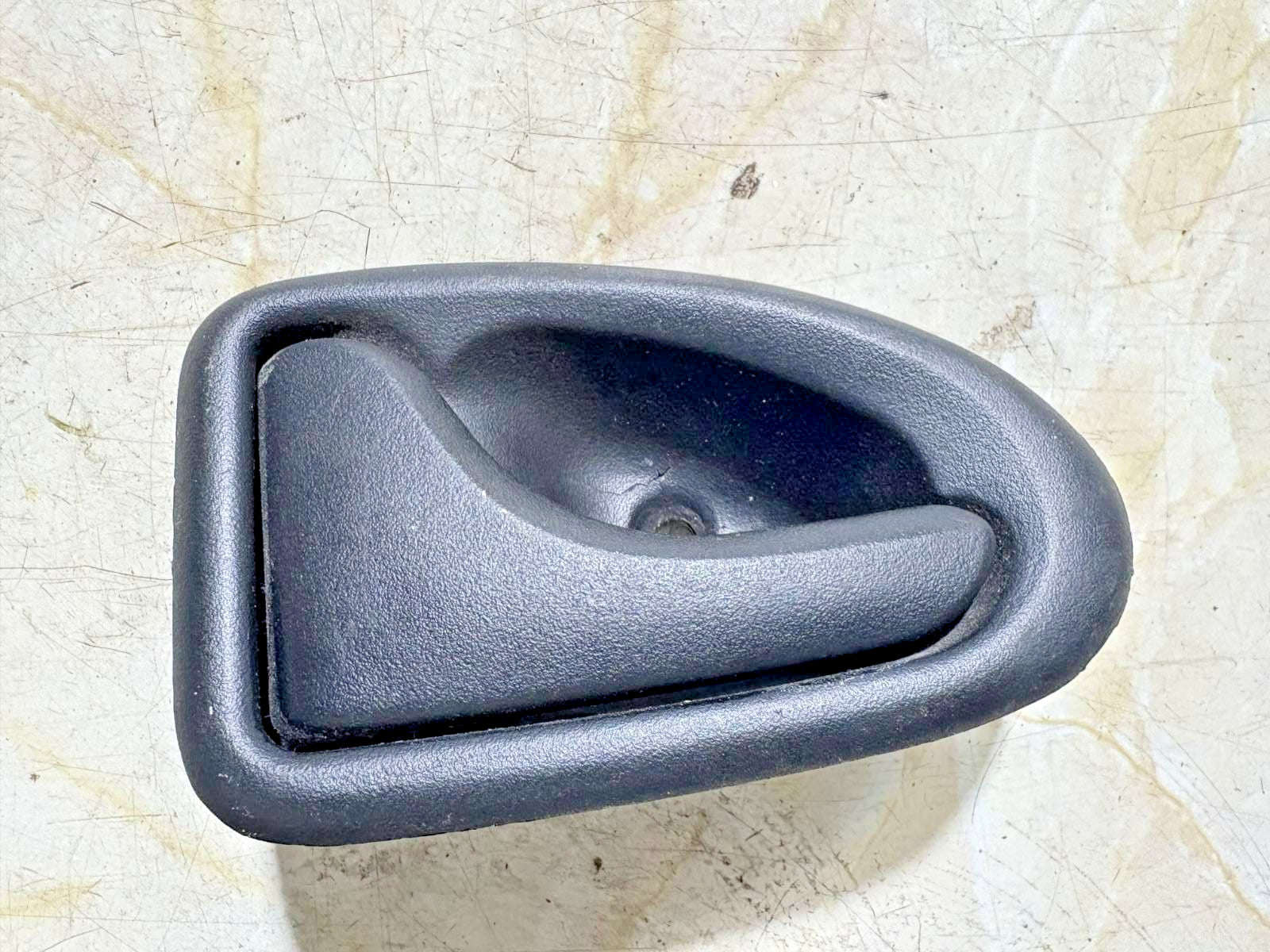 IVECO Daily 06/2005-03/2012 Front RH Offside Interior Door Handle 7700830078