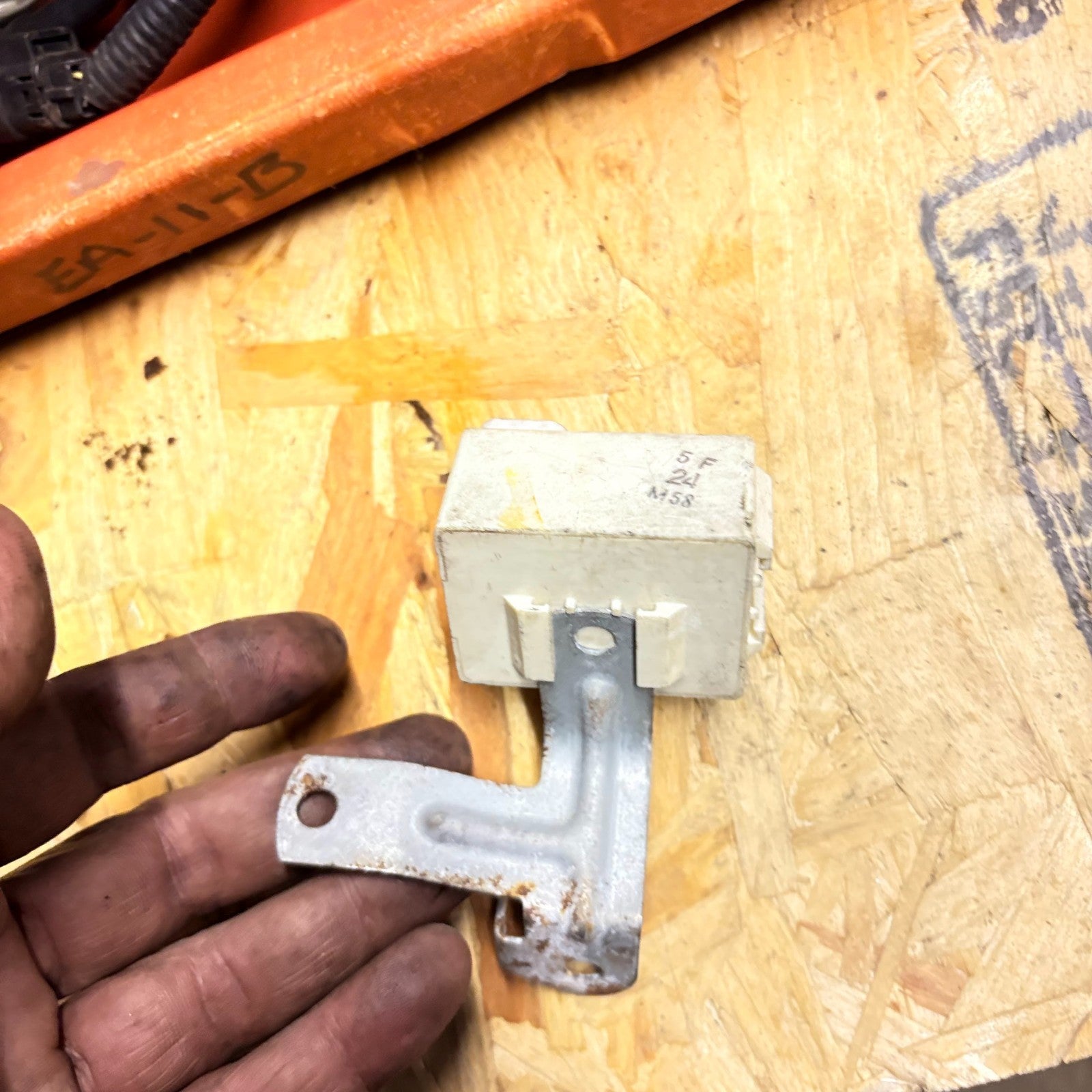 Toyota Dyna 2009 Headlight Reminder Relay 85969-25020