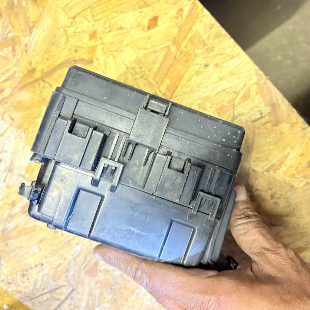 Nissan Pixo Fuse Box/Relay Junction Under Dashboard 1.0 Petrol 2009-2013