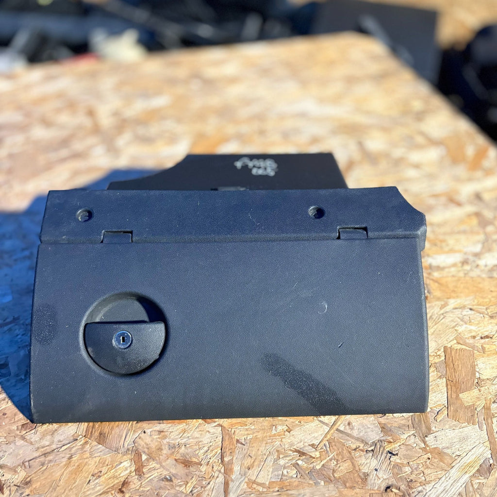 VAUXHALL TIGRA MK2 2004-2009 GLOVE BOX