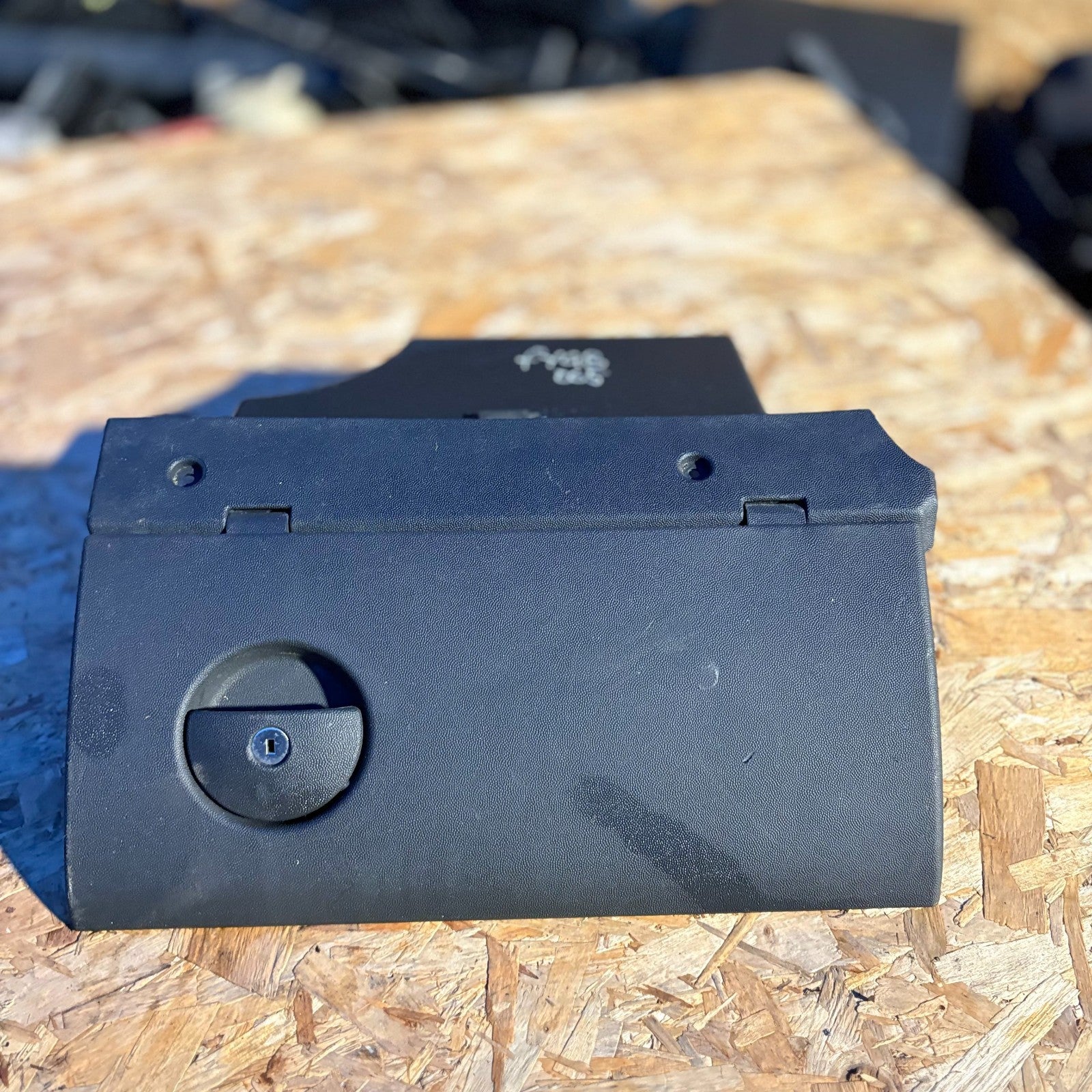 VAUXHALL TIGRA MK2 2004-2009 GLOVE BOX