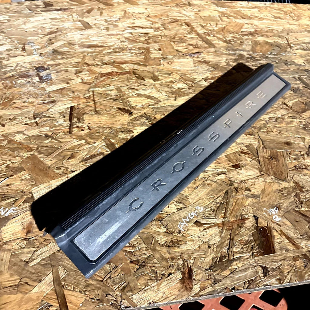 2005 CHRYSLER CROSSFIRE DOOR STEP SILL TRIM COVER PANEL N/S/F SIDE A1706800235
