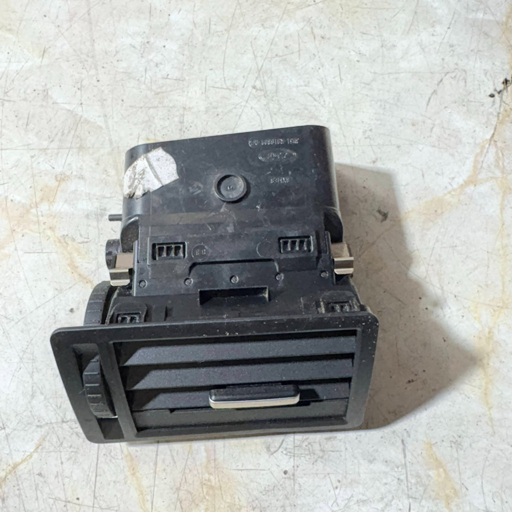4794002 4794-002 Left Dash Vent (Air Vent Grille) for Ford C-MAX 2005