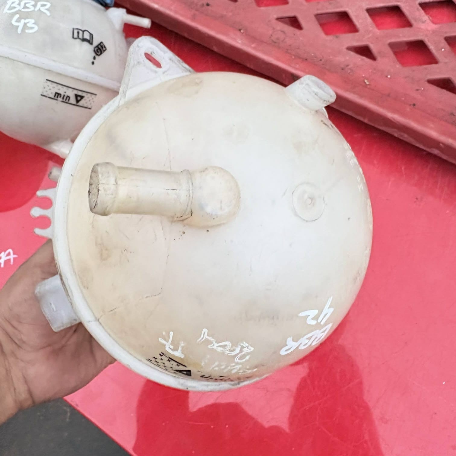Audi TT Mk1 8N Coolant Expansion Tank Reservoir + Cap 1998-2006 1.8T 3.2 VR6