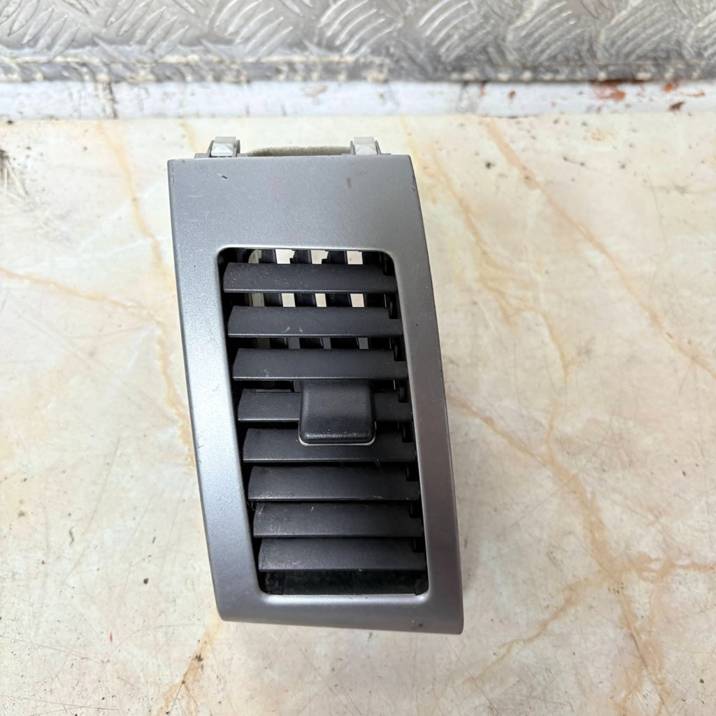 Mitsubishi OUTLANDER 2008 Air Vent Left side 8030A024ZZ
