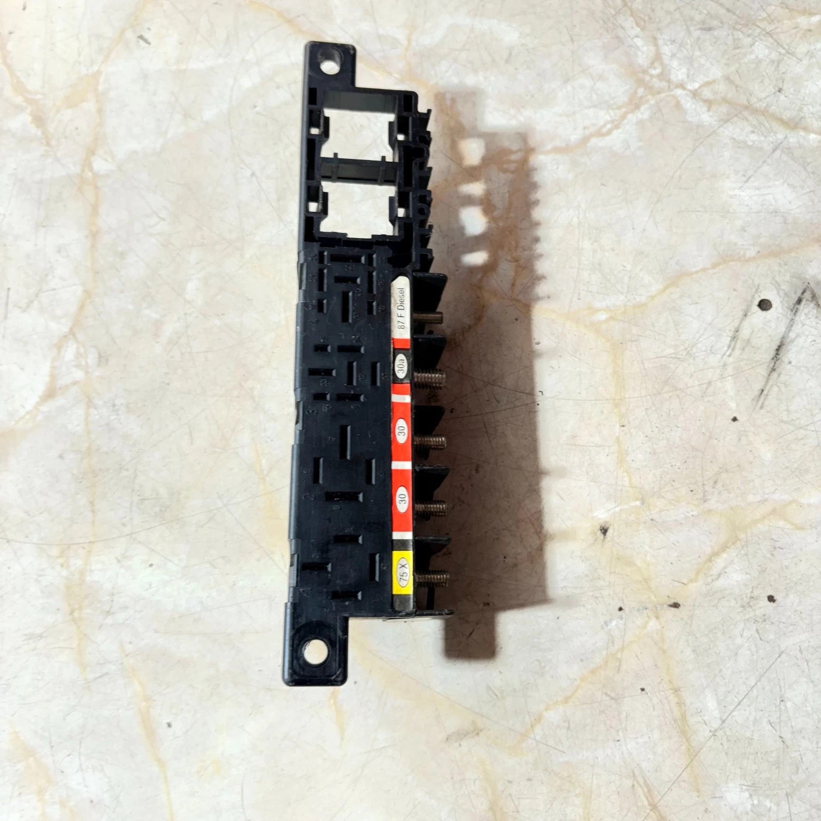 VW Audi Seat Skoda 1996-2006 Dash Fuse Box Relay Holder 8L0941822