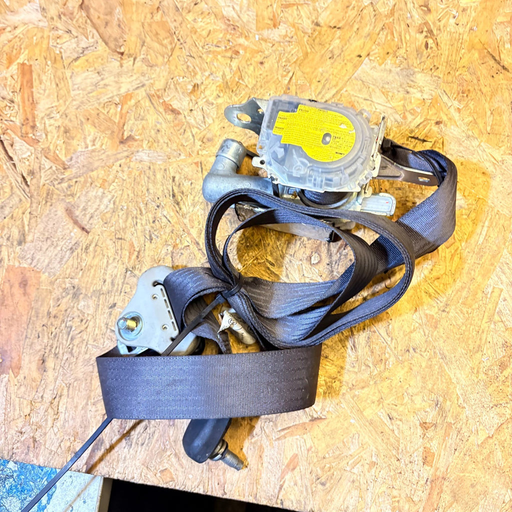 DAIHATSU SIRION MK2 (05-10) OSF SEATBELT-DRIVER RIGHT FRONT 7M3640-P
