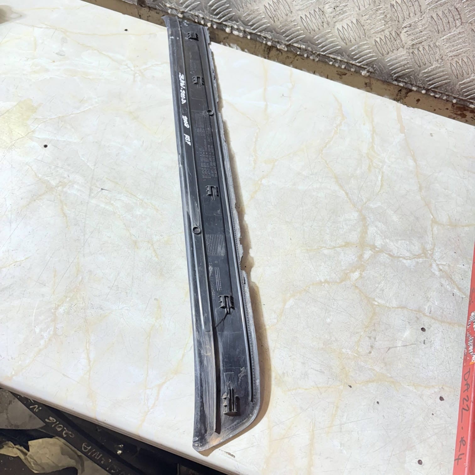 2008 BMW 3SERIES E91 320D LCI ESTATE FRONT LEFT KICK PLATE SILL TRIM 7183109 NSF