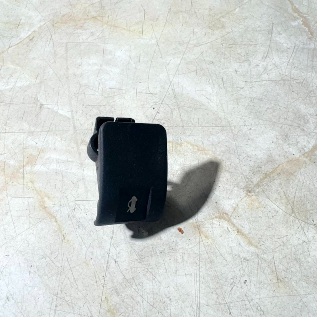 DODGE 2006 BONNET RELEASE SWITCH