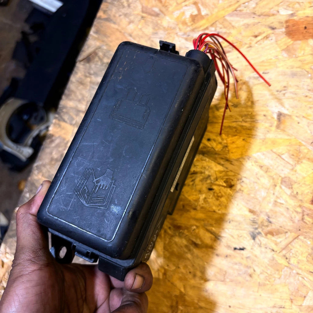 690660403 Fuse Box for MINI ONE 2001-2006