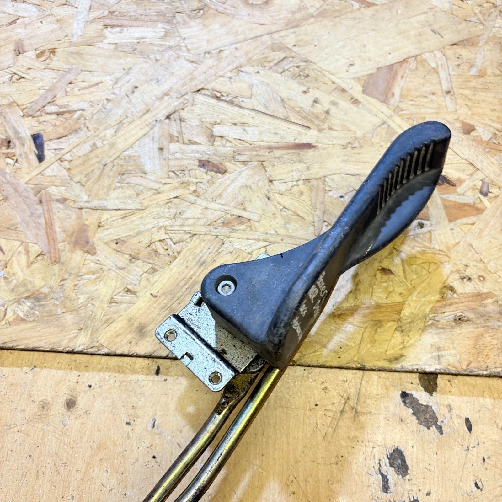 Peugeot BOXER N/S FRONT DOOR LOCK MECHANISM