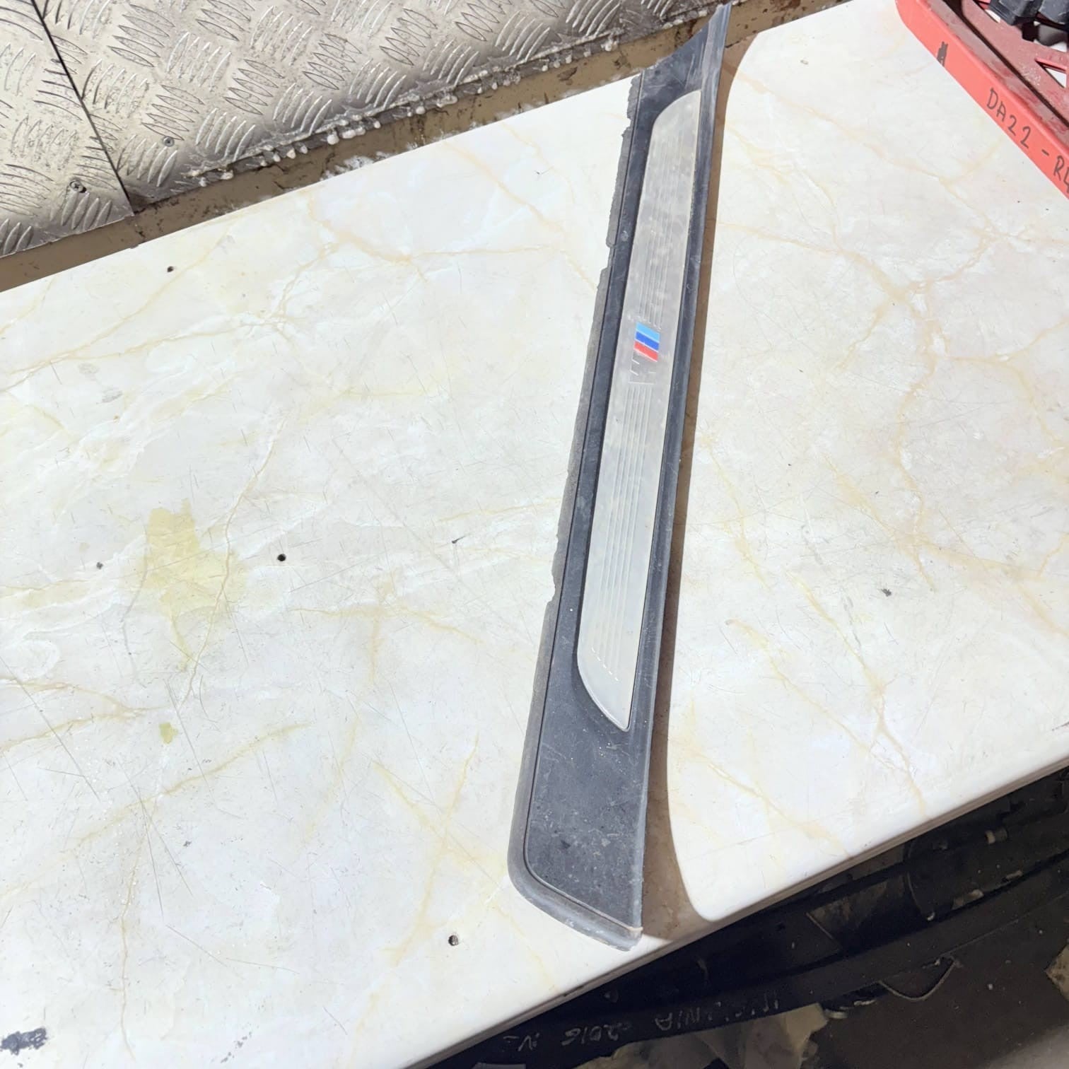 2008 BMW 3SERIES E91 320D LCI ESTATE FRONT LEFT KICK PLATE SILL TRIM 7183109 NSF
