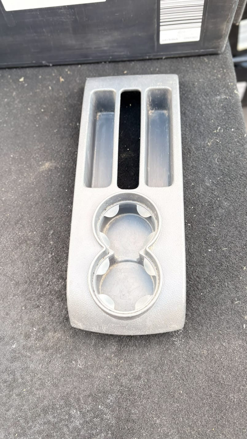 VW Polo Mk4 9N 9N3 Centre Console Rear Extension Cup Holder 6Q0863319H 03-09