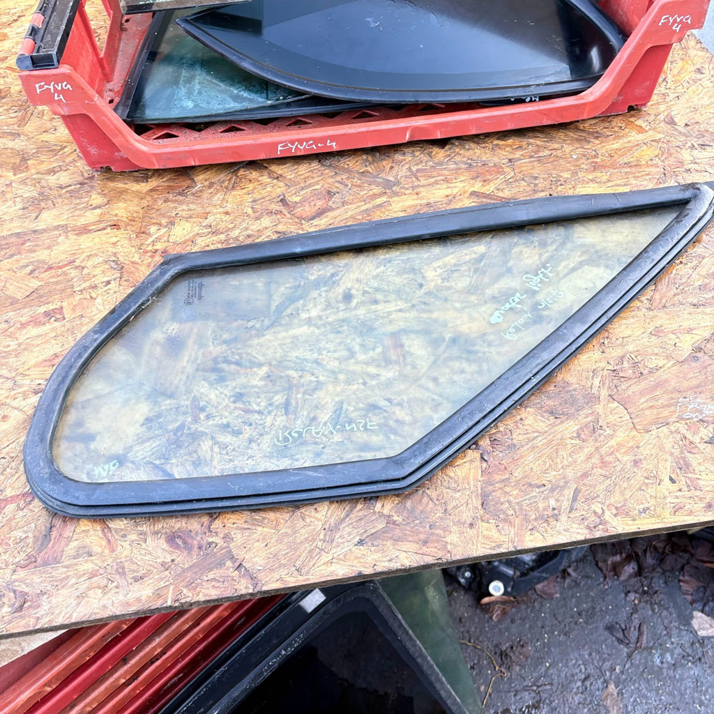 CITROEN RELAY QUARTER WINDOW PASSENGER FRONT GLASS 93~06