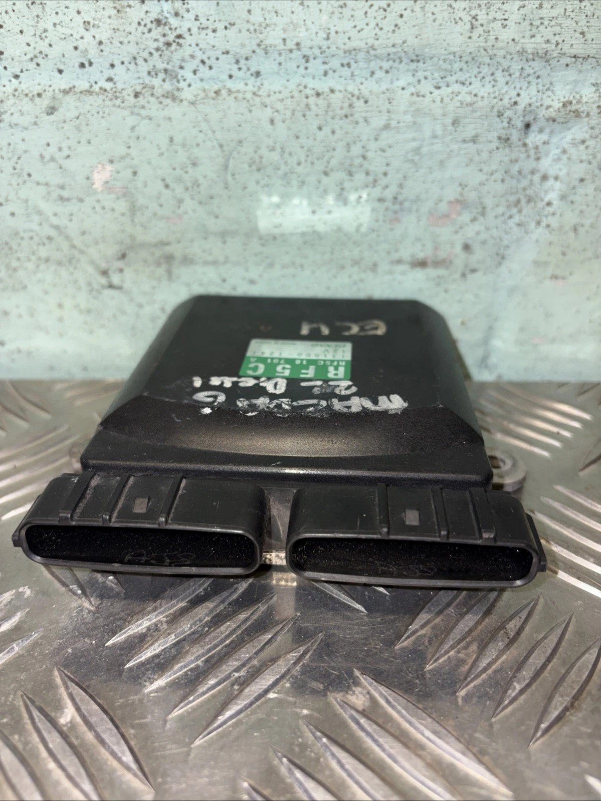 MAZDA 6 DIESEL CONTROL UNIT 1310001241 & RF5C18701A