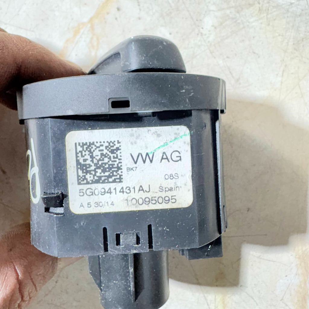 VW POLO 6C 2014-2017 HEADLIGHT & BOTH FOG LIGHT SWITCH 5G0941431AJ