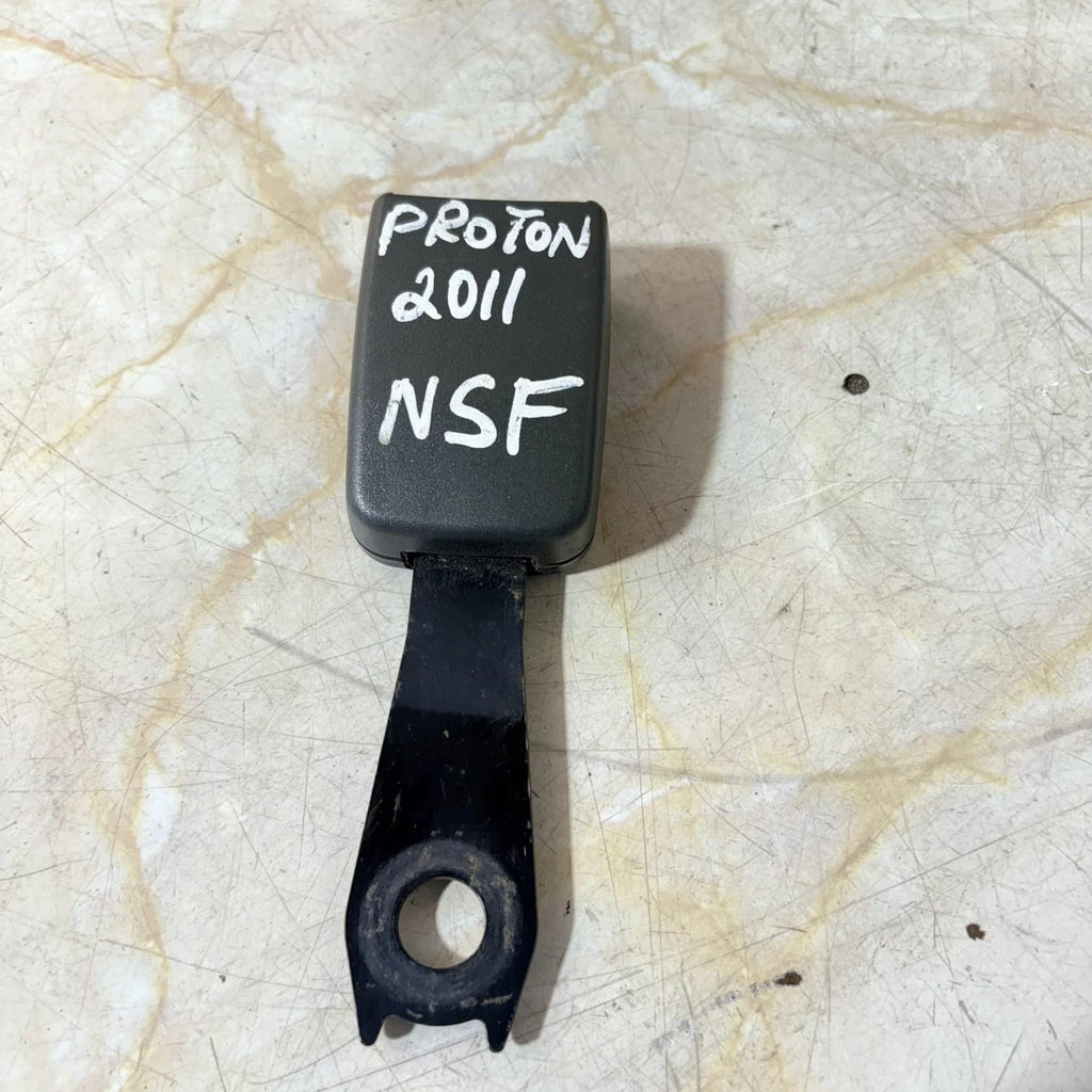 Proton 2004-2012 Passenger Front Left Side Seat Belt Buckle 074451