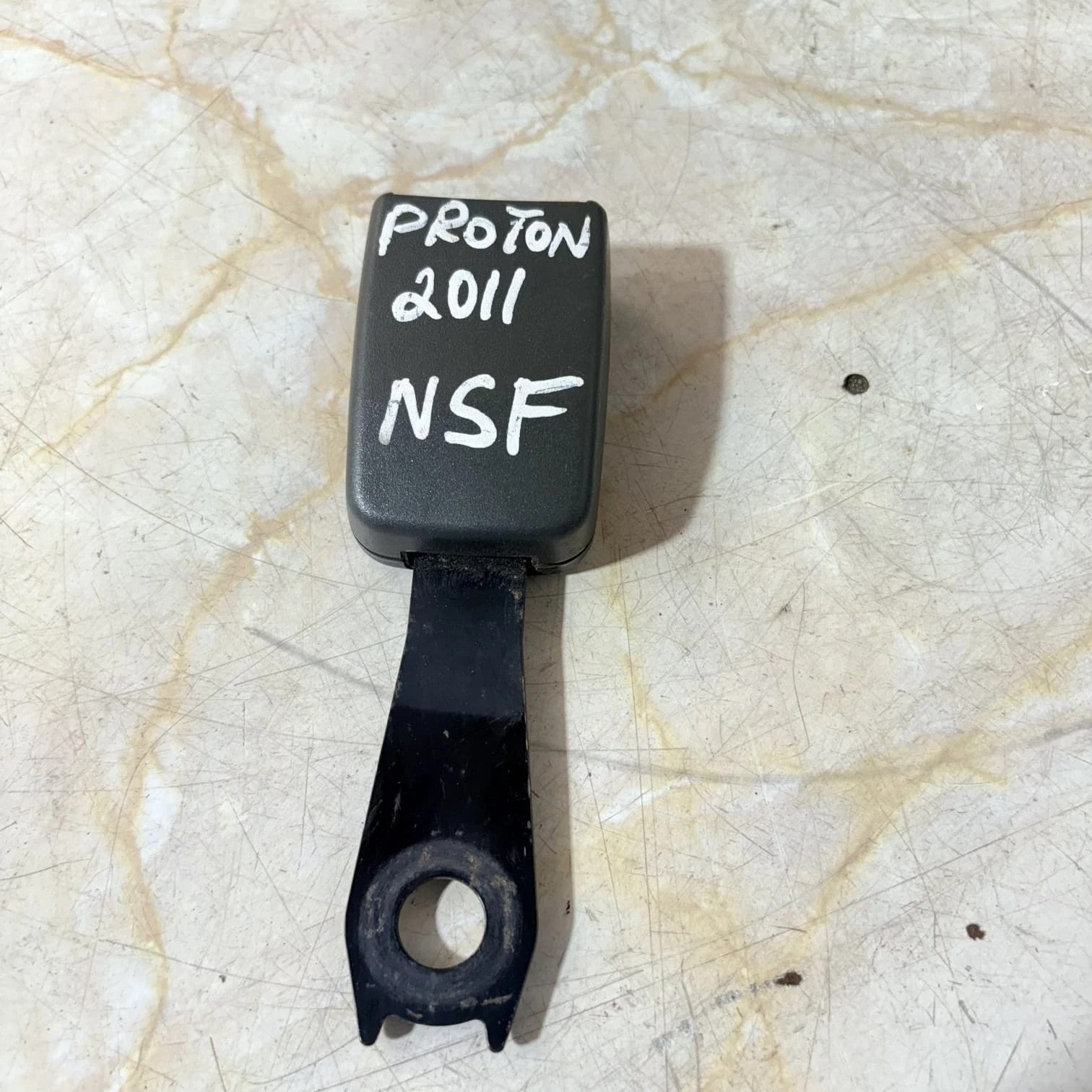 Proton 2004-2012 Passenger Front Left Side Seat Belt Buckle 074451