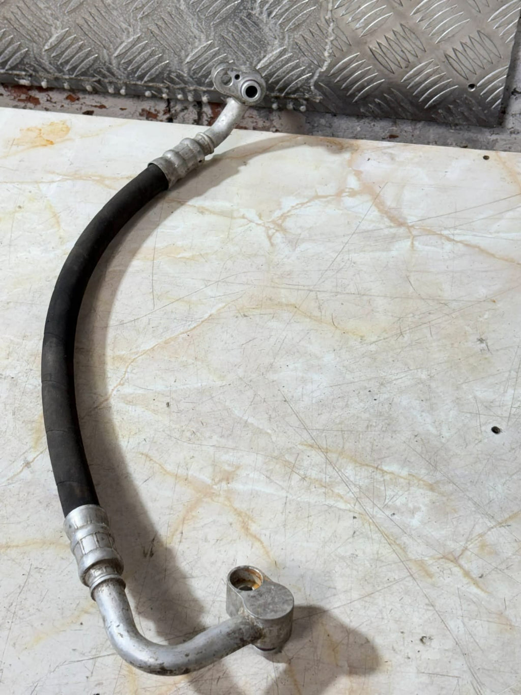Audi VW Skoda Seat 1.9 TDI Air Conditioning Hose A/C Pipe Line 1K0820721BD 2010