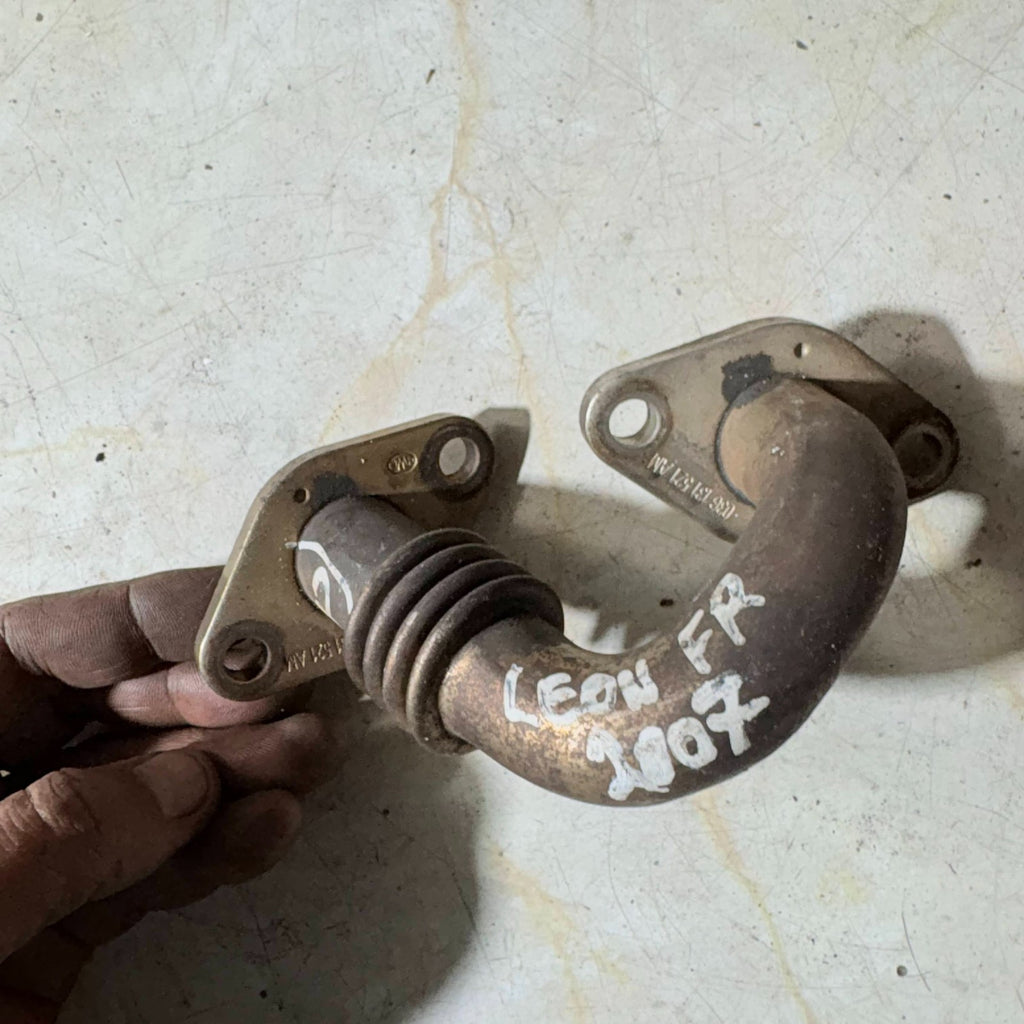 SEAT LEON FR 2007 EGR PIPE 03G131521AM 03G131521AM