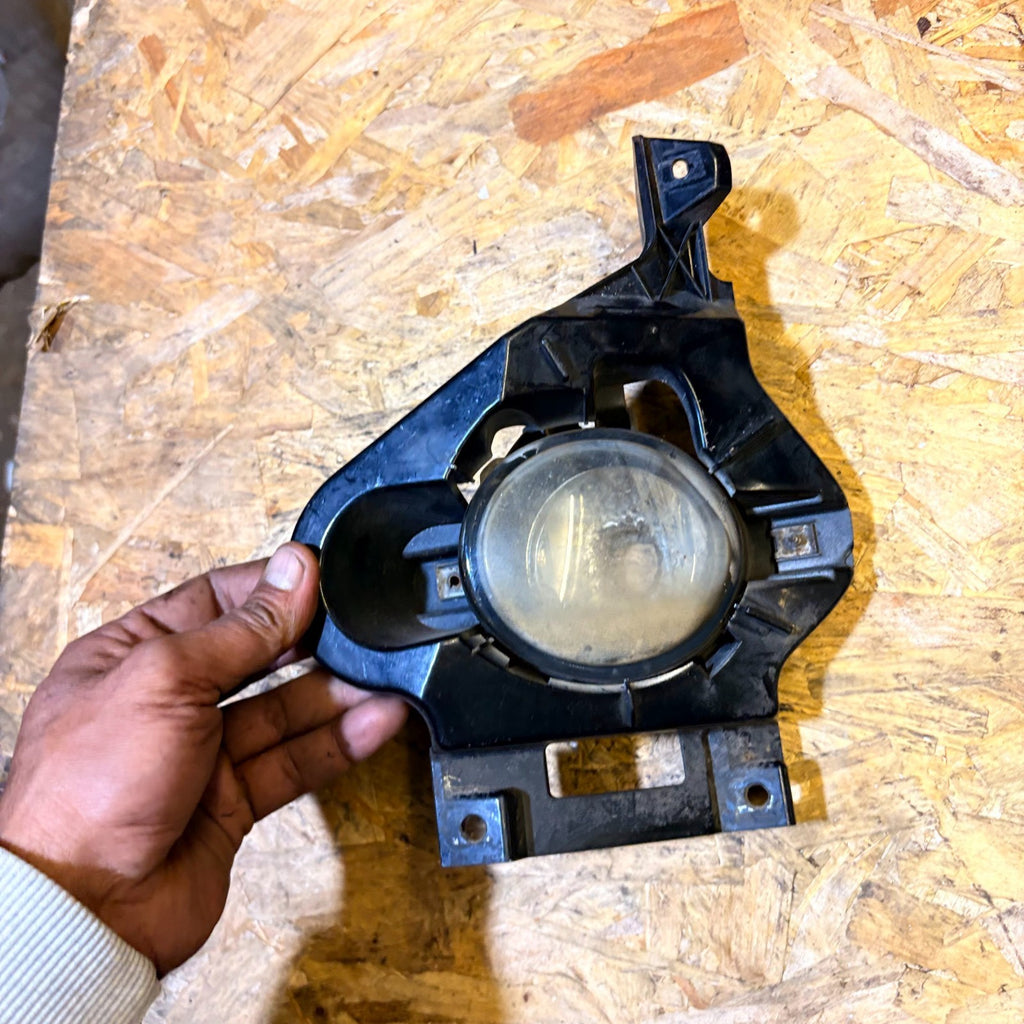BMW 116 2005 LEFT FRONT FOG LAMP 5 DOOR ESTATE 63176924655