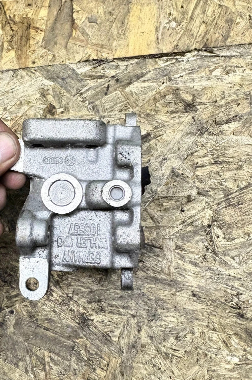 03G131063F EGR Throttle Valve Butterfly Flap VW Passat B6 2.0 TDI 103kW 2006-201