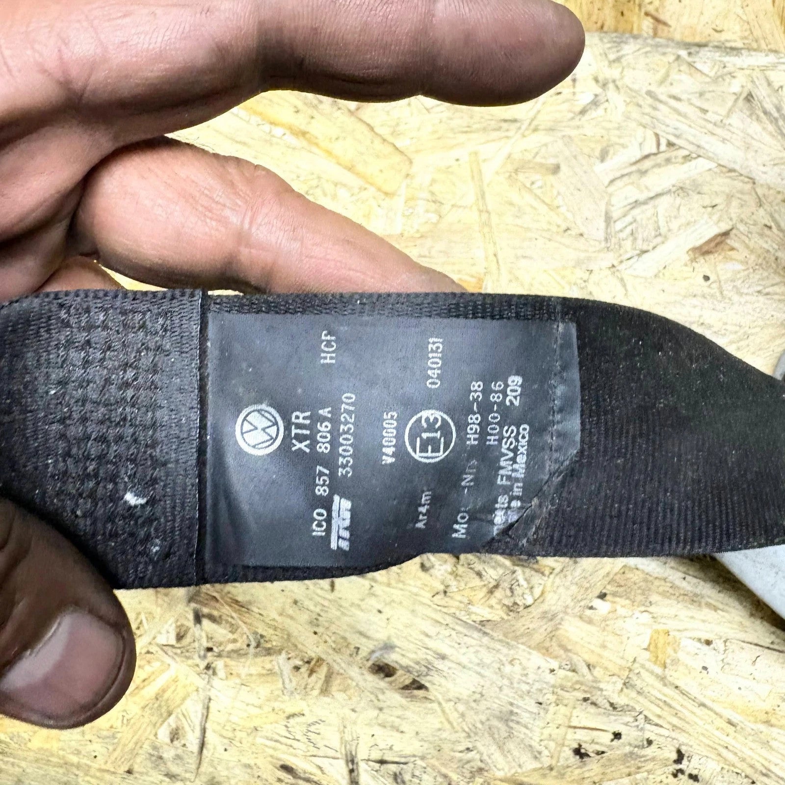 VW New Beetle 1998-2010 Rear Right Seat Belt Retractor 1C0857806A