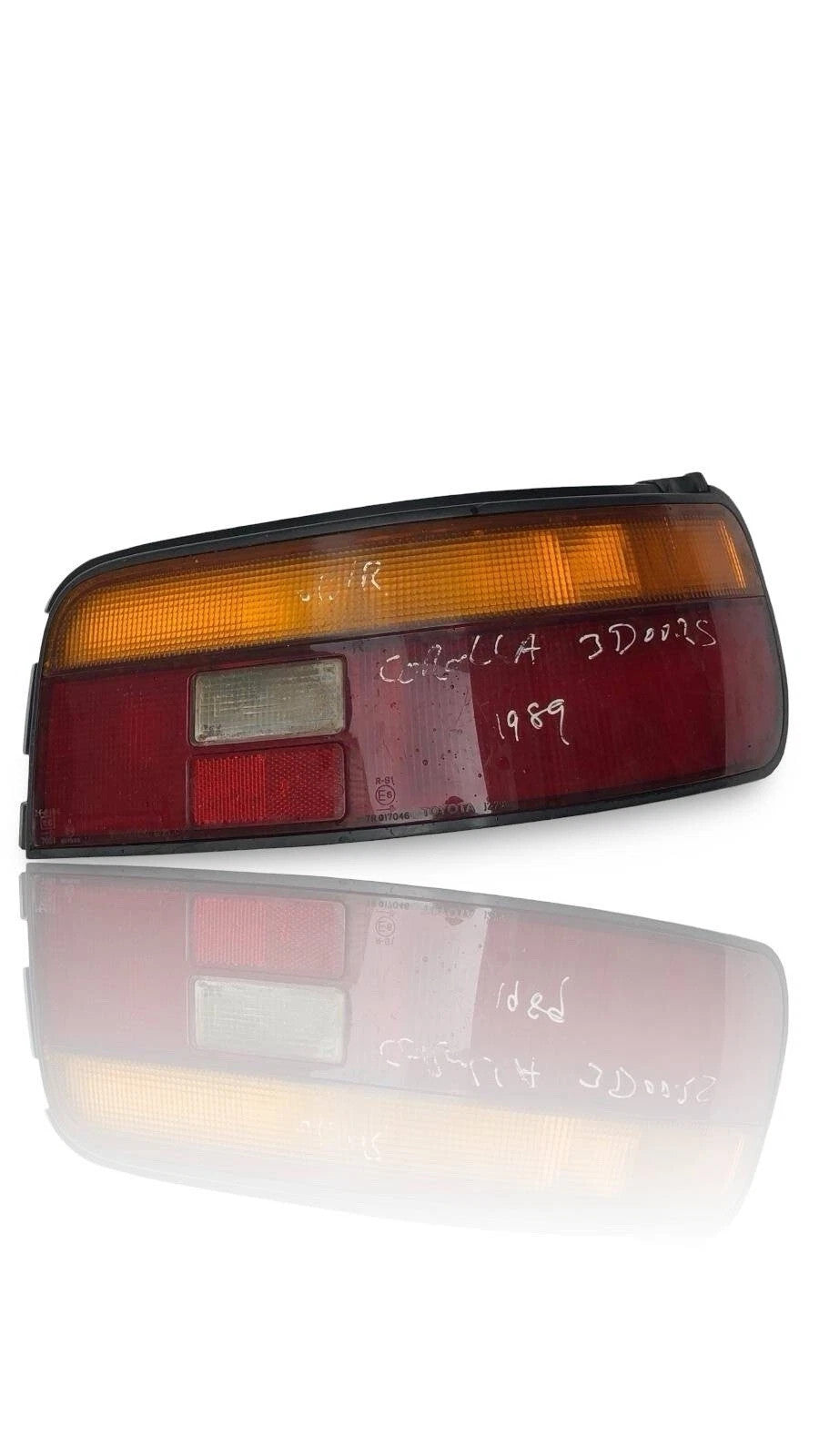 Toyota Corolla 1989 3 Door Driver Side Rear Light
