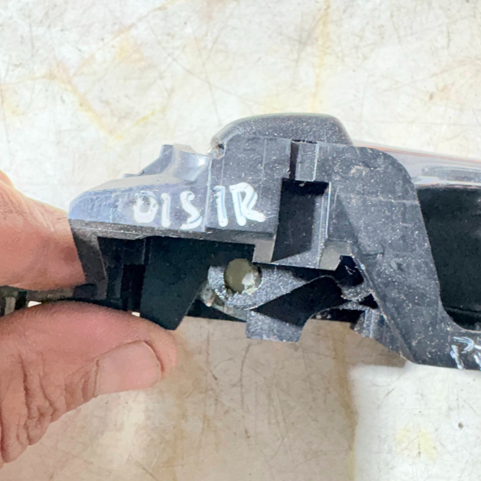 TOYOTA PRIUS MK1 INTERIOR DOOR HANDLE REAR RIGHT DRIVER SIDE 1997-2003