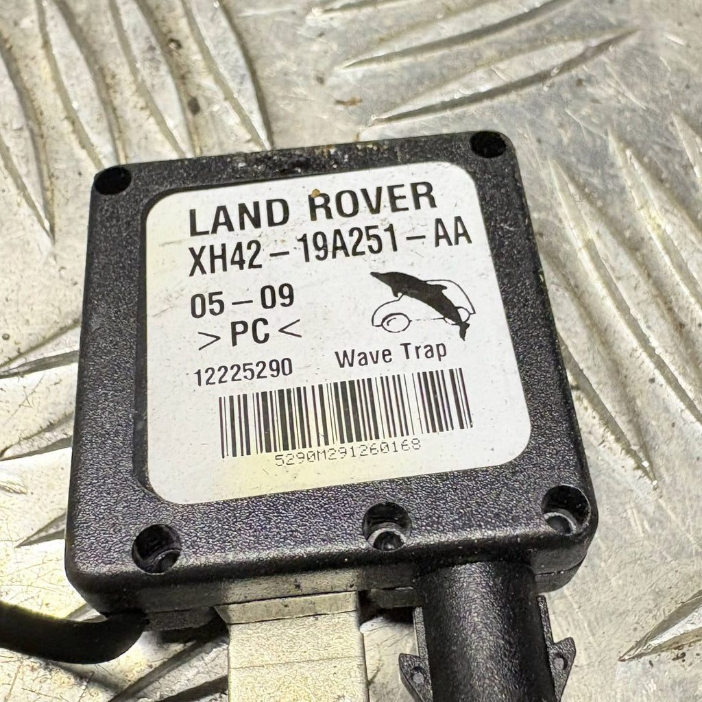 LANDRANGEROVERL322RADIOANTENNASUPPRESIONFILTERAMPLIFIERMODULEOEM XH4219A251 2010