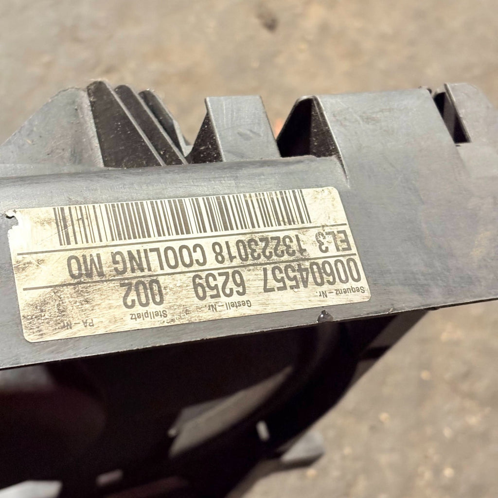 2011 VAUXHALL INSIGNIA ENGINE COOLING RADIATOR FAN P0270003