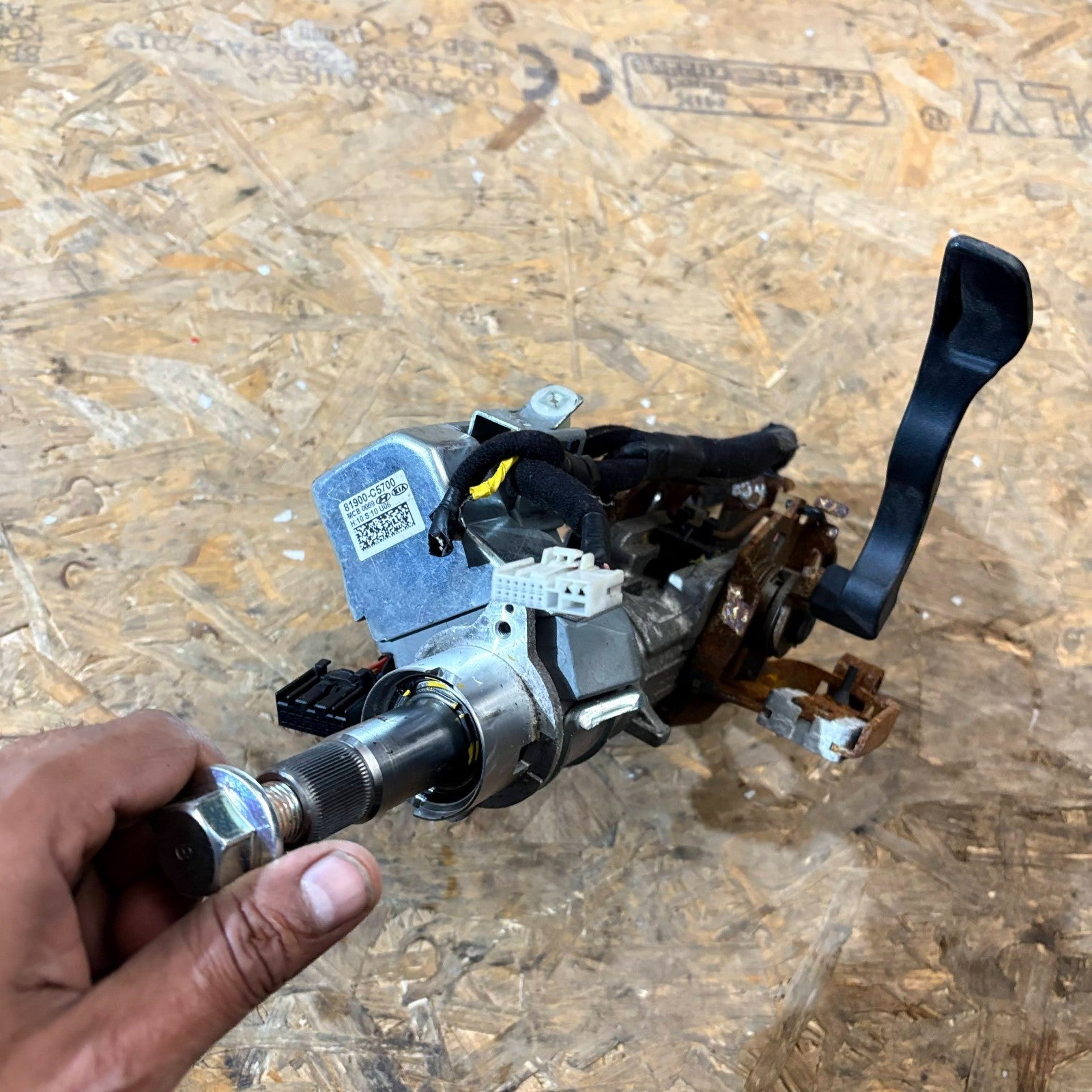 Kia Sportage Mk4 QL 2018-2021 Manual Adjustable Steering Column 81900-C5700