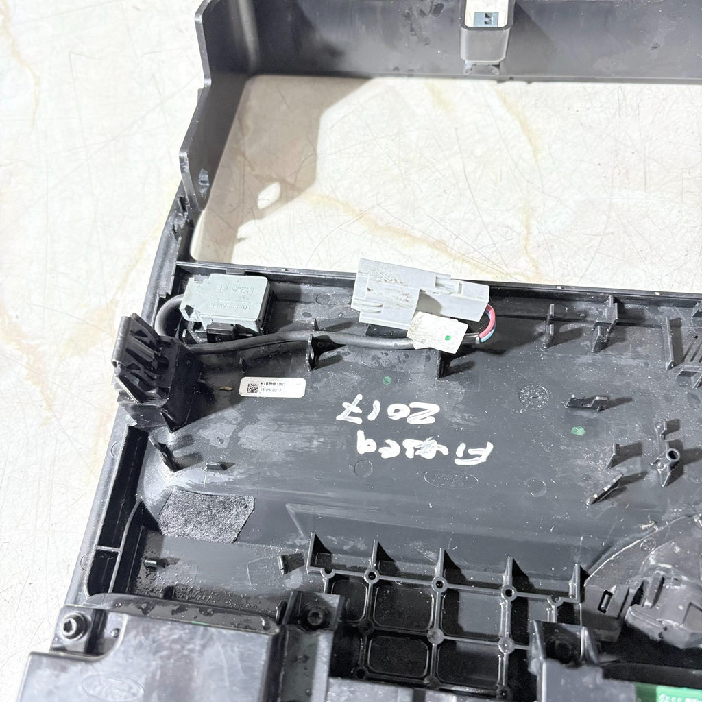 2017–2019 Ford Fiesta Interior Reading Light & Alarm Sensor DS7T‑15K609‑CB