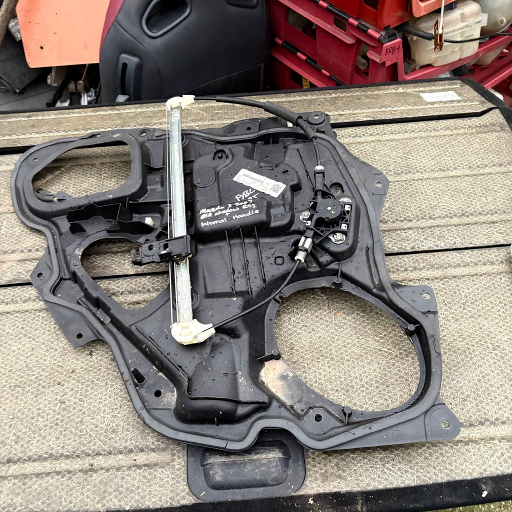 Mazda 3 Rear Right Manual Window Regulator & Inner Door Handle BP4L7297XG 03-08
