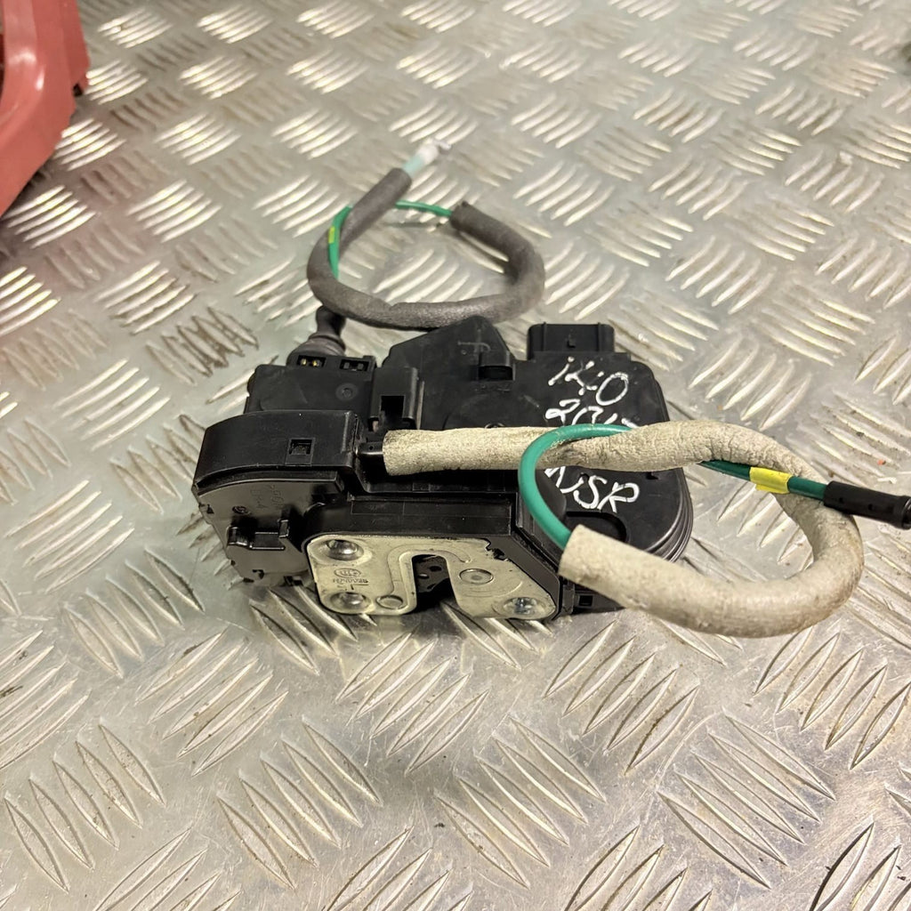 Hyundai i40 2015-2019 Left Rear Passenger Door Lock Latch Actuator 4 Pin A045035