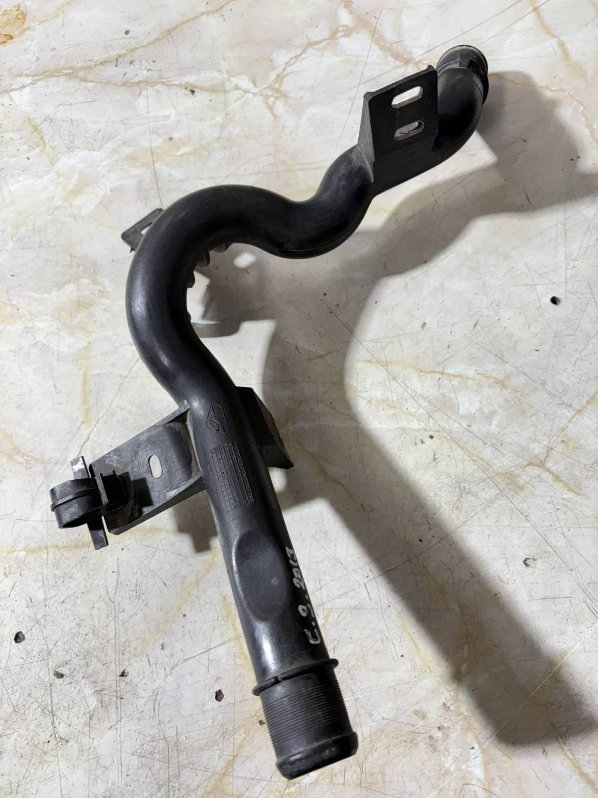 SEAT ALHAMBRA MK2 7N 2013 2.0 DIESEL RADIATOR WATER COOLANT PIPE 9671299498