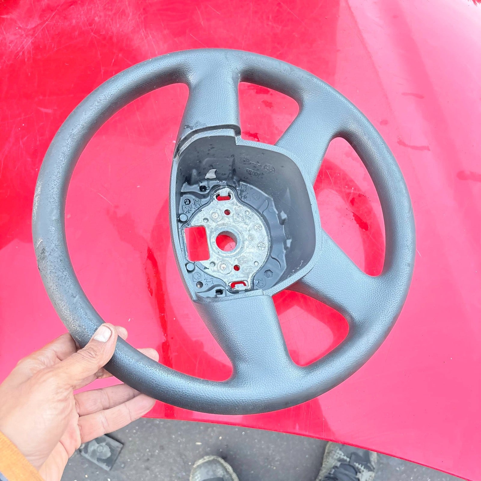 SKODA SUPERB STEERING WHEEL 4 SPOKE 3T0419091 2009