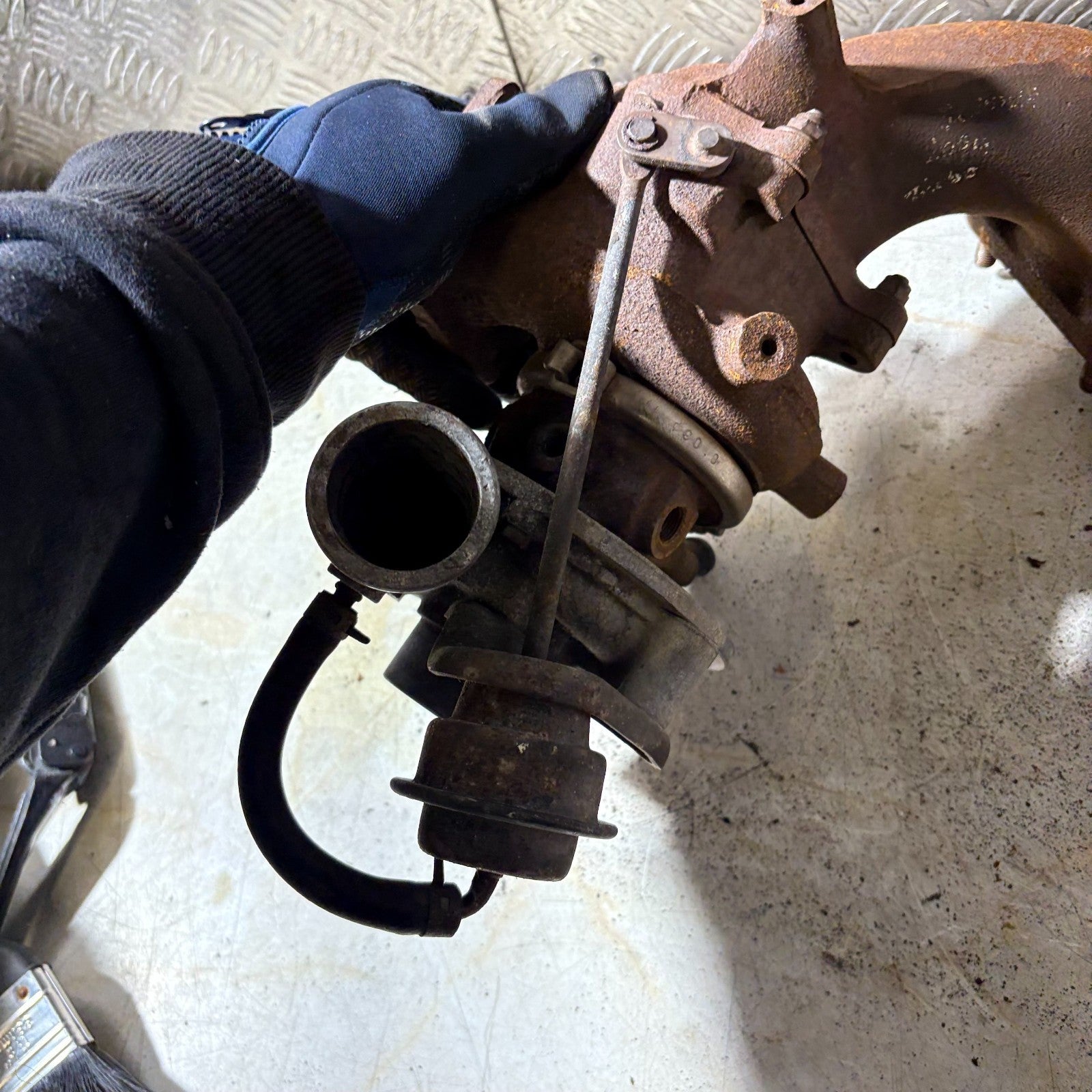 Kia Sedona Carnival 2.9 CRDi Turbocharger 28200-4X300 VR15 VA430036 2001-06