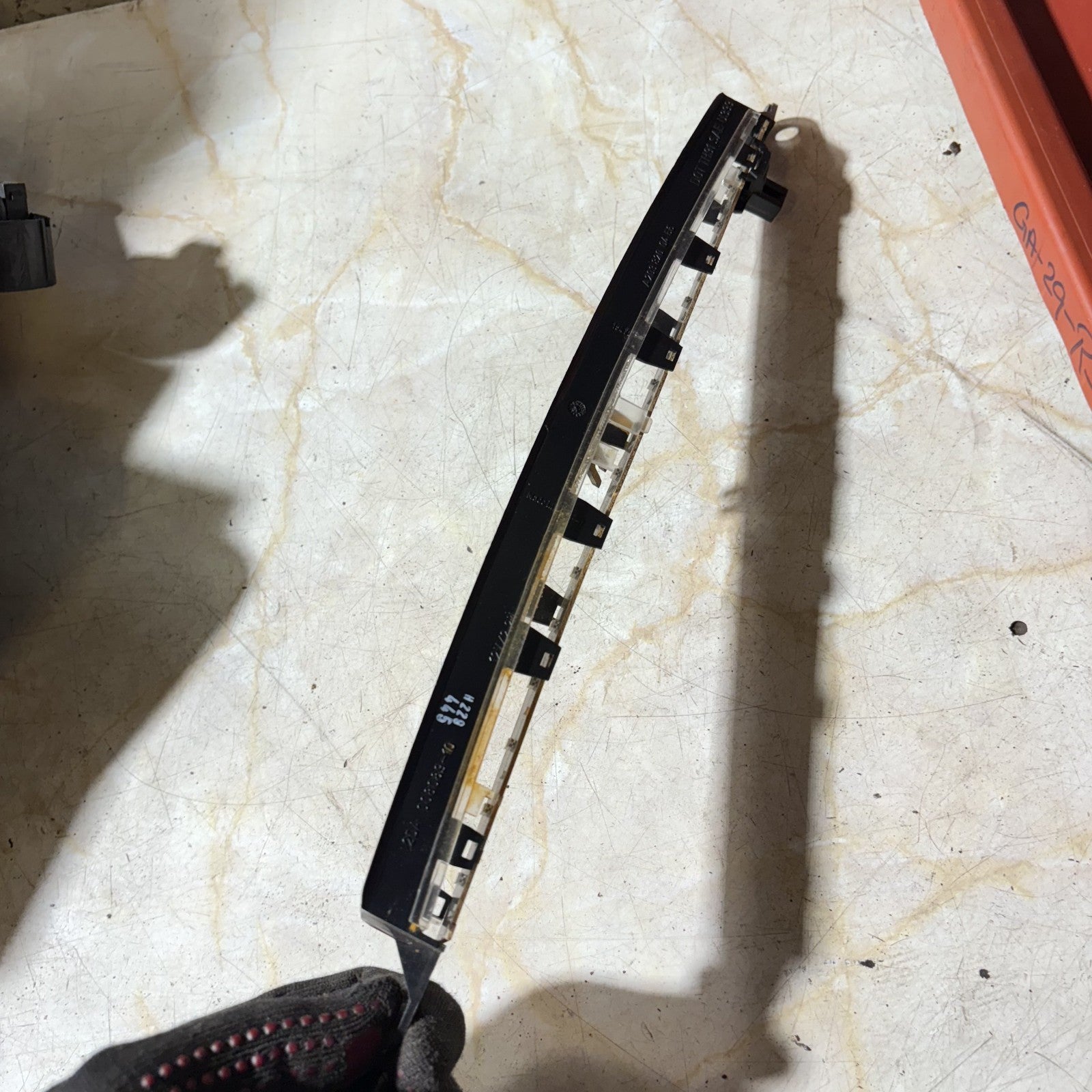 Mercedes-Benz C200 2006 Emergency Third Brake Light 00808910