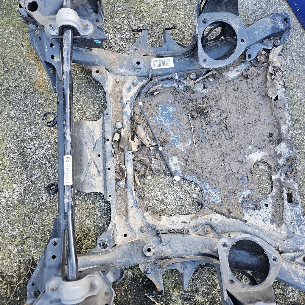 16- 19 BMW 4 SERIES 435D FRONT SUBFRAME 6860952 03 6792138-01