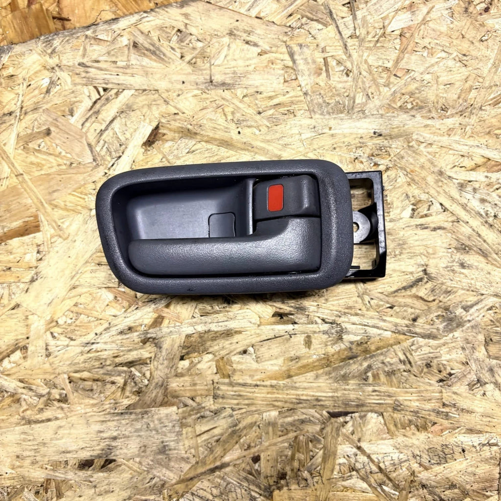 Toyota RAV4 2003-2005 Front Right Interior Door Handle OSF Grey 69205-30150-B6