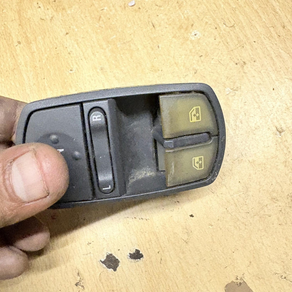 Vauxhall Corsa Window Switch Drivers Front Illuminated 13258522 AD OSF 2007
