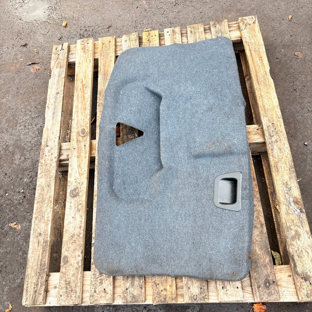 2002-2004 Audi A6 Boot Lid Trim