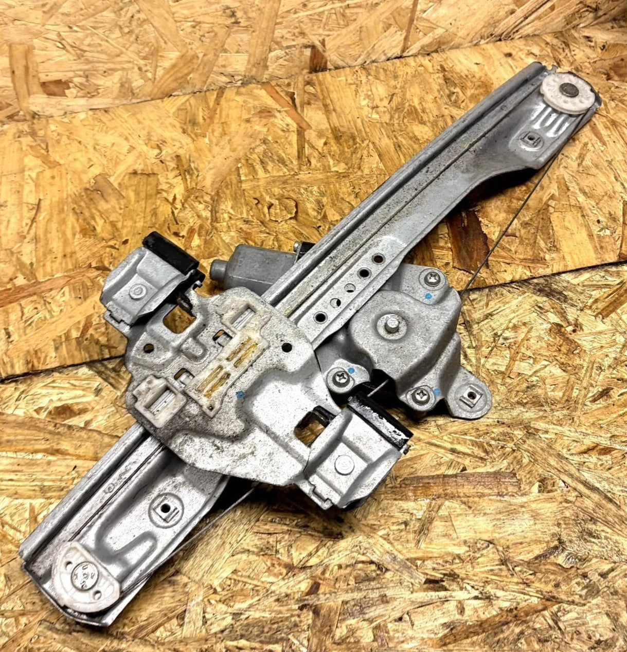 CHEVROLET CRUZE J300 2009-2015 Rear Right Driver Window Regulator 21645559