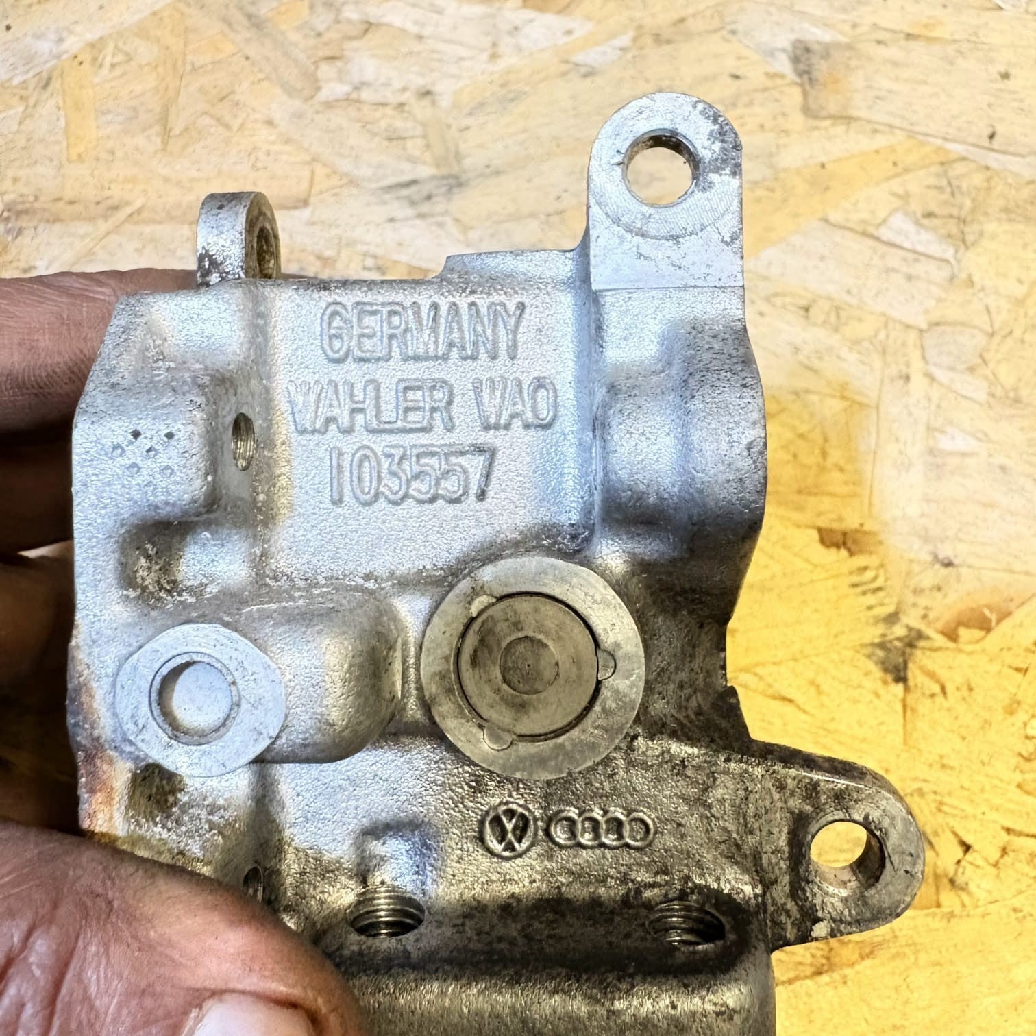 103557 BUTTERFLY VALVE EGR VOLKSWAGEN PASSAT 2.0 D 103KW 6M 5P (2006) PARTS
