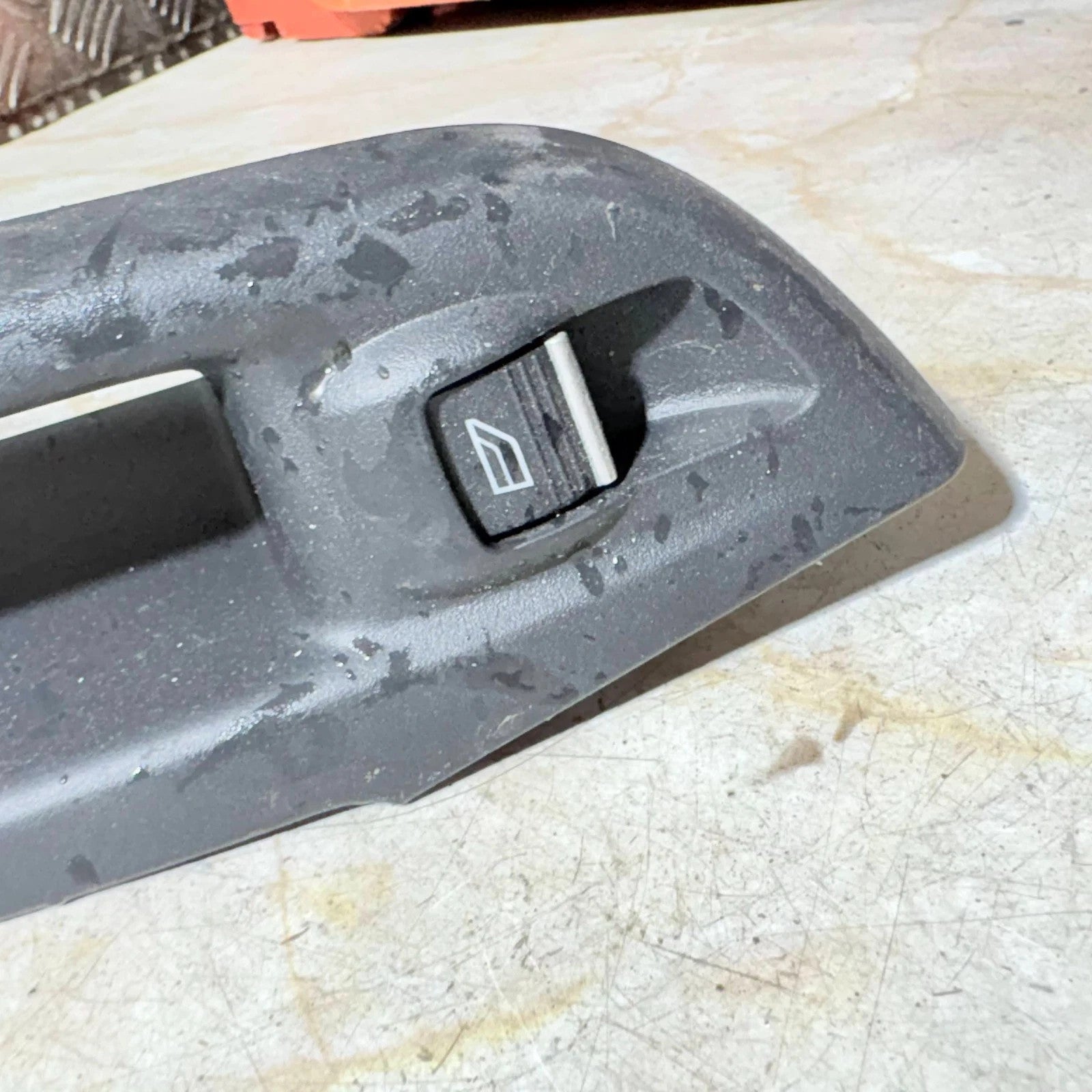 FORD FOCUS ST 2015 WINDOW SWITCH & TRIM REAR RIGHT SIDE