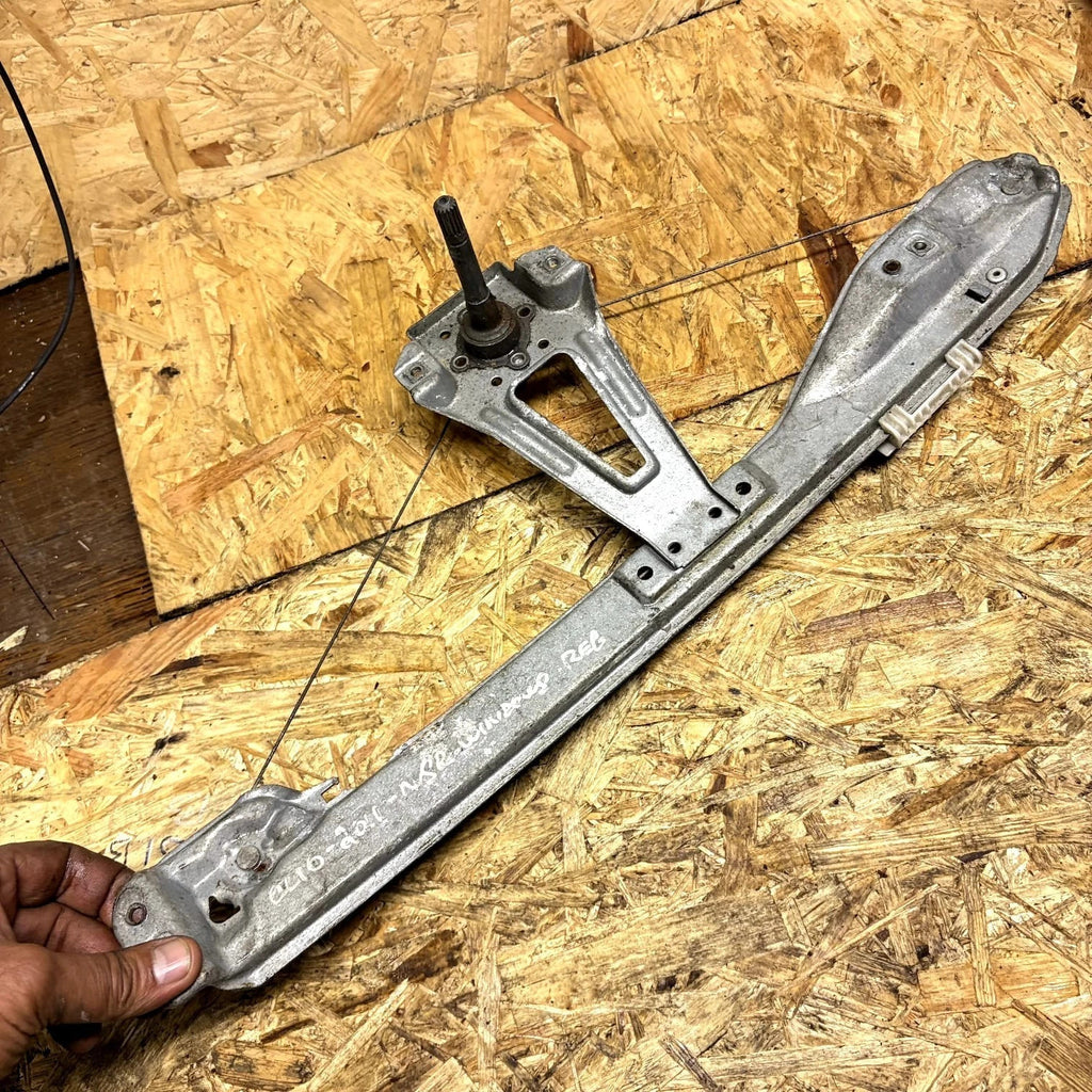8200291154 NSR WINDOW REGULATOR / 981280201 BROSE / 8200291154 / 5729076 F 2011