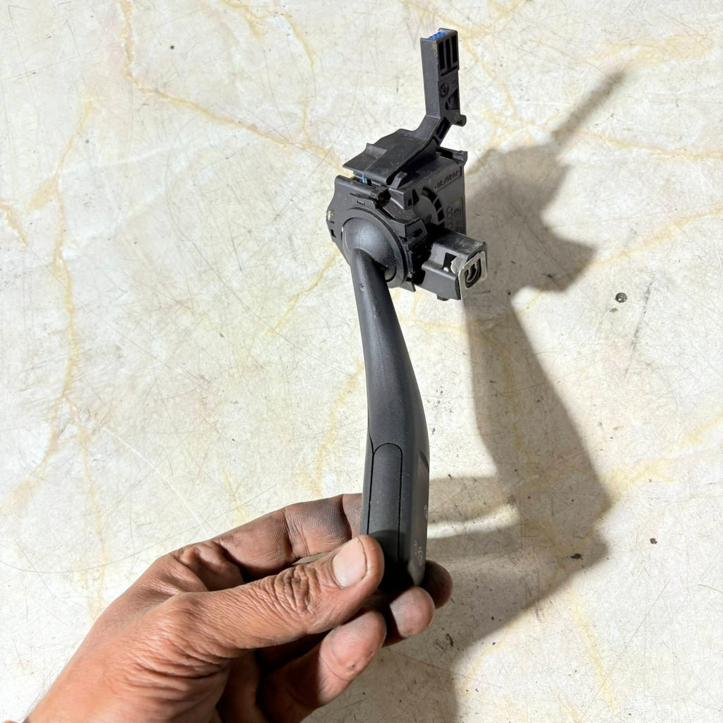VW Volkswagen Golf 5 Seat Windscreen Wiper Stalk MFA Control Switch 1K0953519