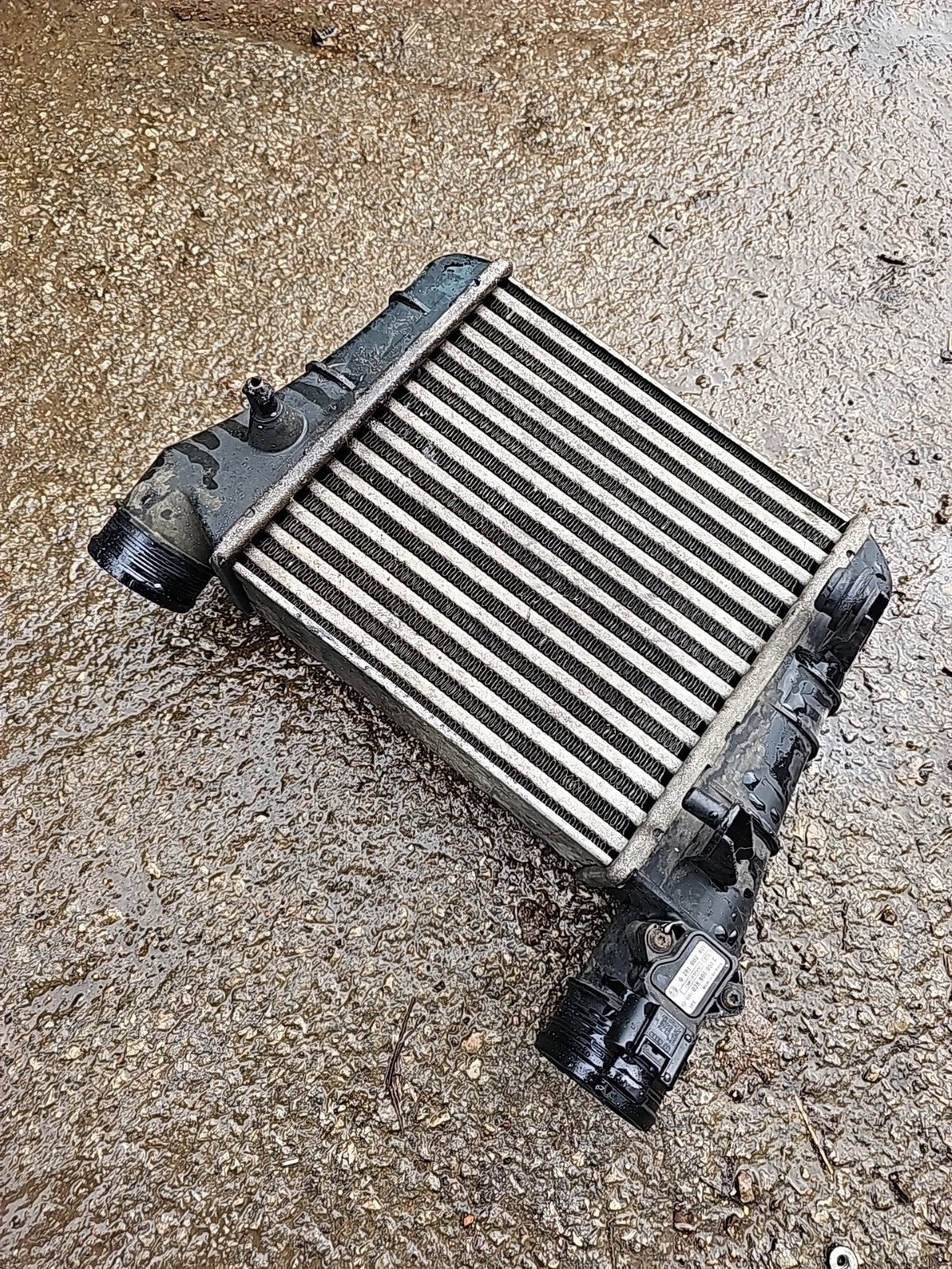 VW/AUDI/SKODA/SEAT 2.0TDI CJCA INTERCOOLER WITH MAP SENSOR 8E0145805AA #1113